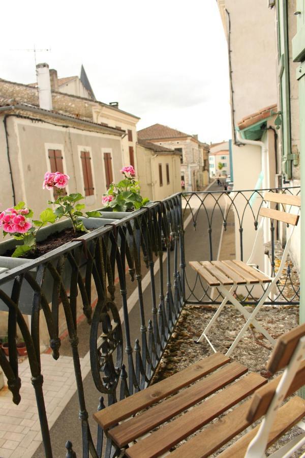 Madamenfrance Bed & Breakfast Monclar-d'Agenais Exterior photo